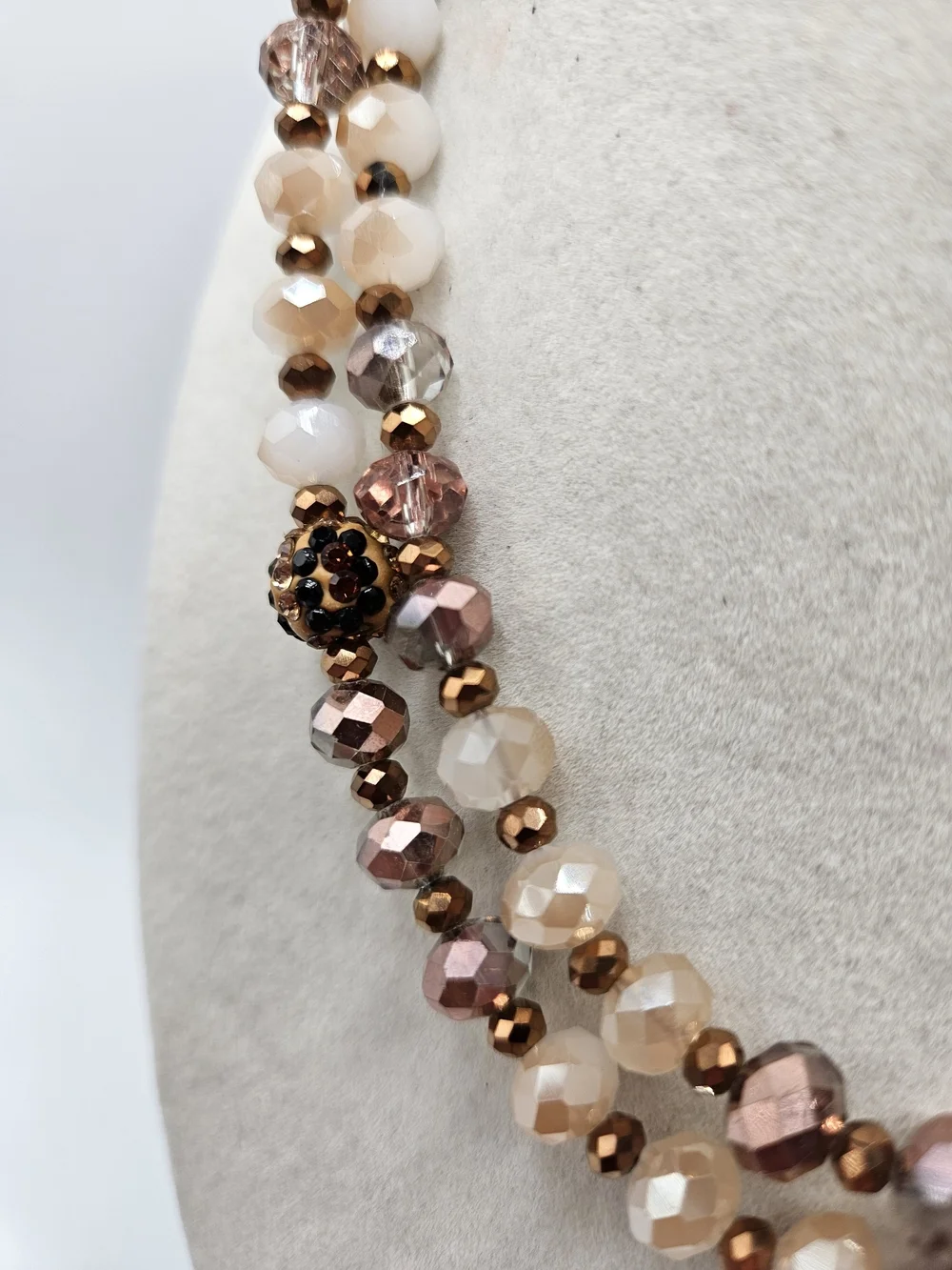 VINTAGE Shades of Bronze Faceted Glass Beaded Long Strand Necklace Covertible